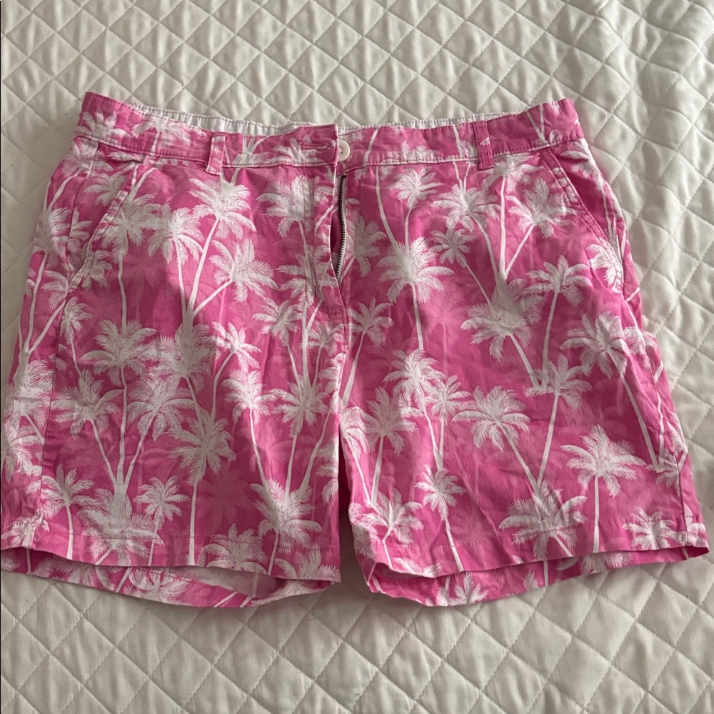 Pink Palm Tree Women's Shorts